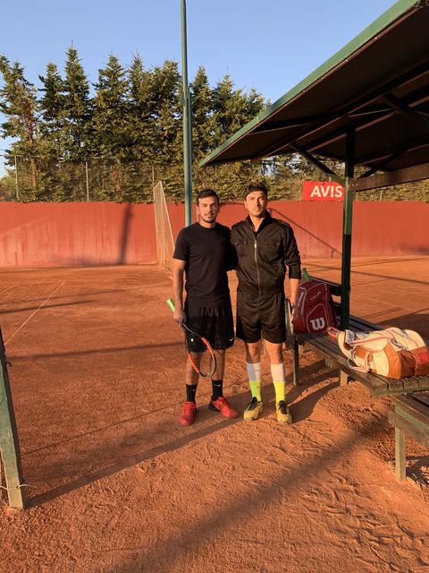 Tennis Hold'em