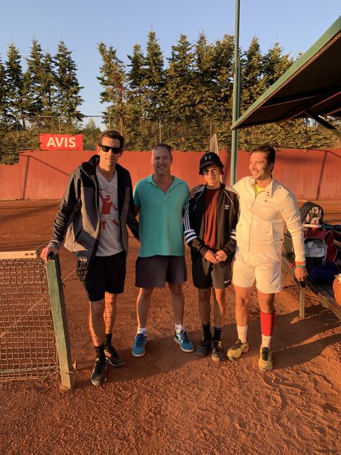 Tennis Hold'em