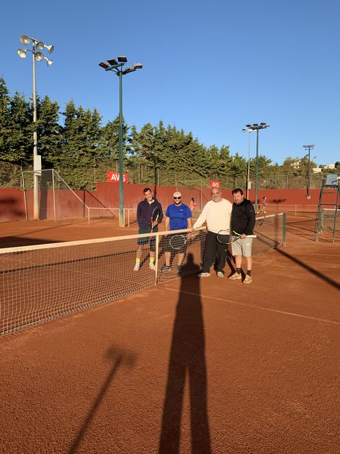 Tennis Hold'em
