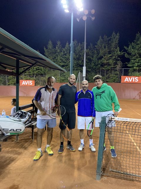 Tennis Hold'em