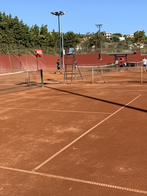 Tennis Hold'em