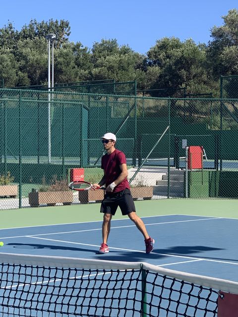 Tennis Hold'em